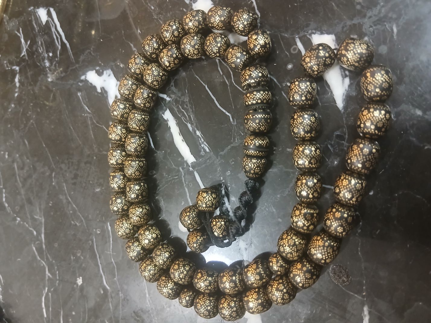 تسبیح مسکوبی برنج کوبی شده کار دست 